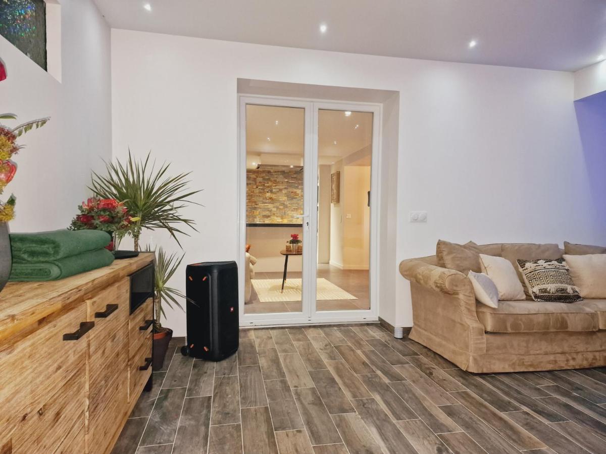 Atoumo Appartement Love Jacuzzi & Jardin Disneyland Paris Quincy-Voisins المظهر الخارجي الصورة